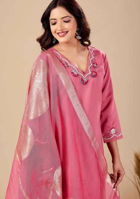 Pink cotton embellished kurta set 1