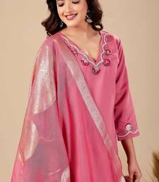 Pink cotton embellished kurta set
