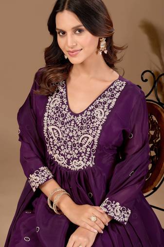 Wine cotton blend embroidered kurta set