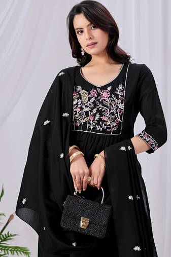 Black cotton embroidered kurta set