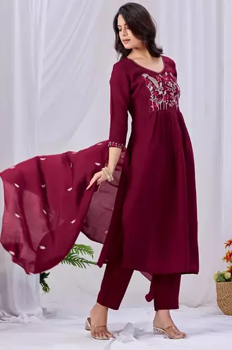 Maroon cotton embroidered kurta set