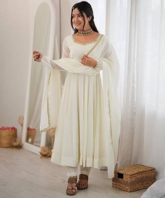 Off white  chanderi silk embroidery party wear anarkali  suit set 4