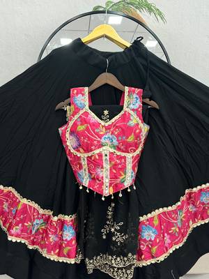 Black Color Real Mirror Work position print Silk Blend Navratri Lahenga Choli Set 4