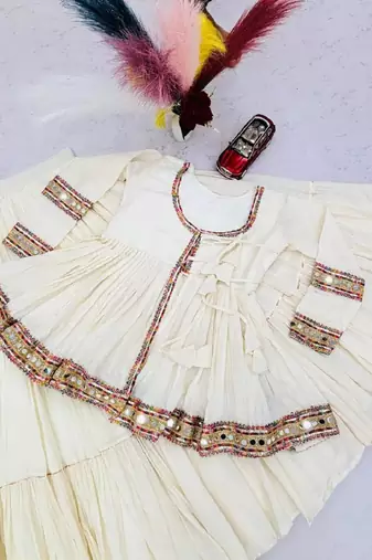 Navratri Special Off White Kediya Style Cotton Chaniya Choli