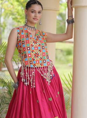 Rani Pink Navratri Cora Cotton Embroidered Lehenga Set 2