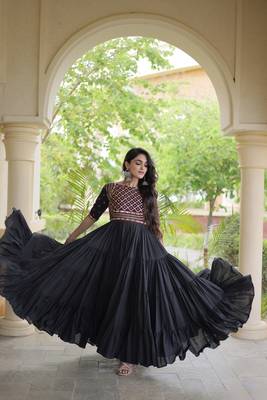 Kora cotton embroidered gown with gota patti & mirror work 12 meter flair navratri garba dress 5