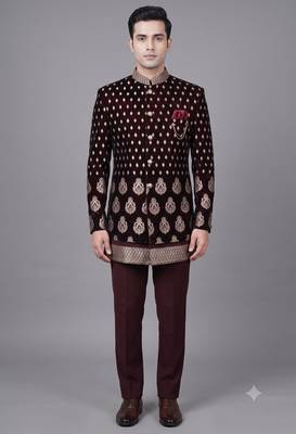 Maroon brocade bandhgala suit for men 1