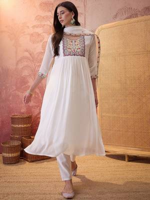 Cream chanderi cotton embroidered kurta set. 2