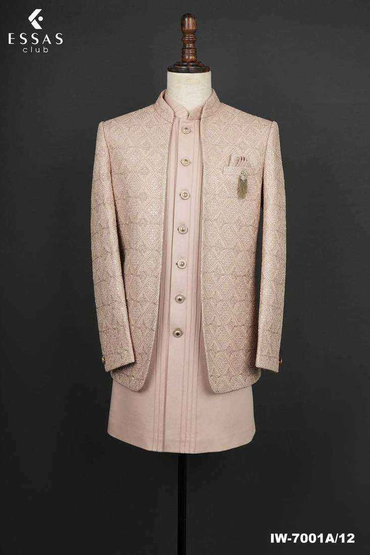 Pink textured bandhgala suit for men