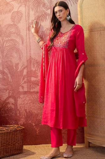 Rani chanderi cotton embroidered kurta set.