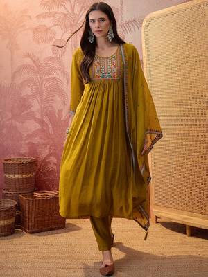 Olive chanderi cotton embroidered kurta set. 2