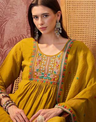 Olive chanderi cotton embroidered kurta set. 3