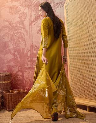 Olive chanderi cotton embroidered kurta set. 5