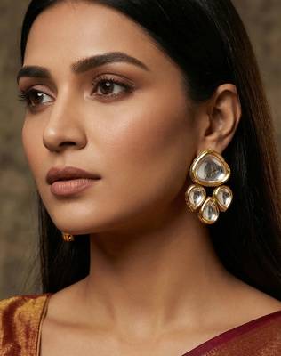 gold plated kundan stud earrings 6