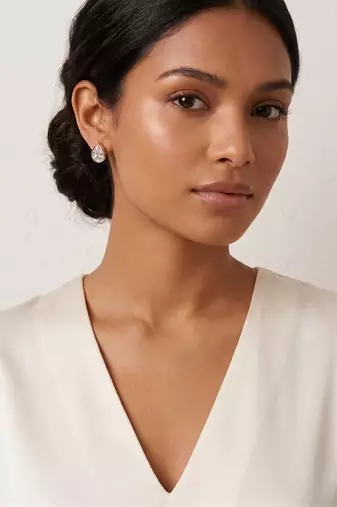925 sterling silver elegant teardrop sparkle pendant set with earrings