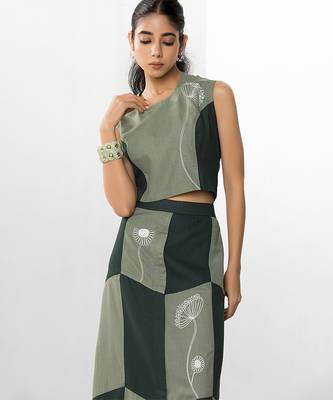 Sacramento green embroidered buttersoft linen co ord set 2