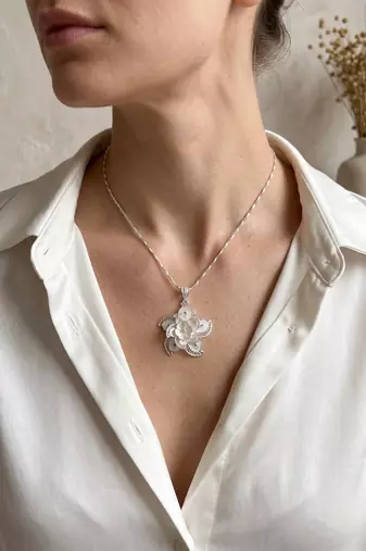 925 sterling silver rose bloom filigree pendant for women