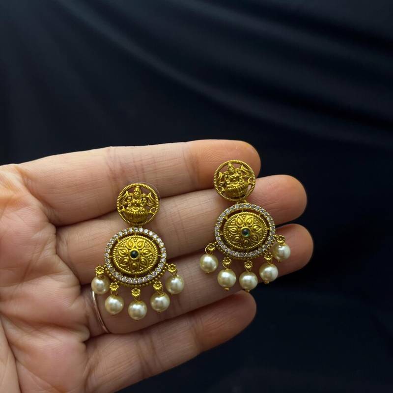 Antique Gold Temple Jewelry Set: Lakshmi Choker, Pearl Earrings, South Indian Bridal Necklace
