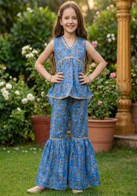 Blue and white printed cotton festive wear kurta set 2
