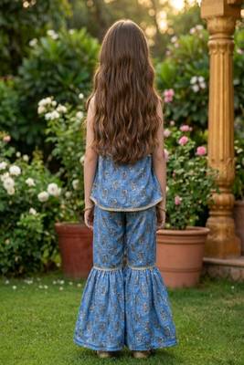 Blue and white printed cotton festive wear kurta set 4