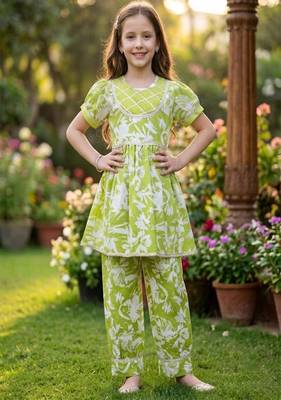 Green and white printed cotton festive wear kurta set 1