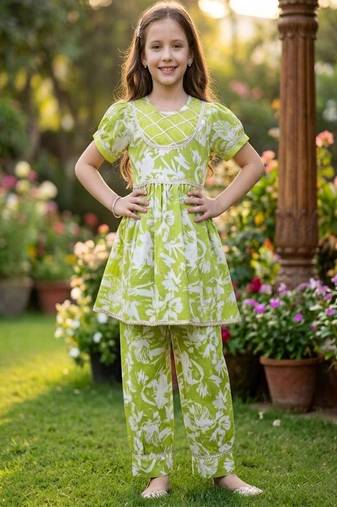 Green and white printed cotton festive wear kurta set