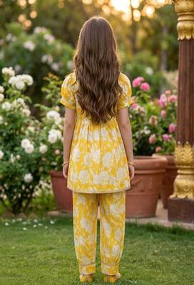 Yellow and white printed cotton festive wear kurta set 4