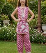 Pink and white printed cotton festive wear kurta set