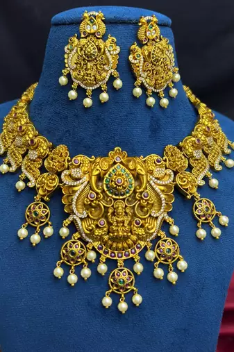 South Indian Temple Jewelry Set, Antique Gold Lakshmi Necklace Earrings, Bridal Wedding Pearl Jewellery