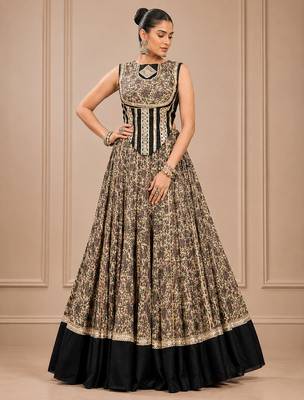 Black Navratri Chanderi Lehenga with Real Mirror Work 1