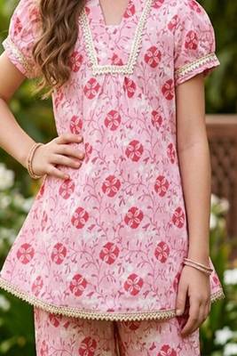 Pink and white printed cotton festive wear kurta set 5