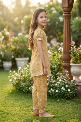 Brown and white printed cotton festive wear kurta set 3
