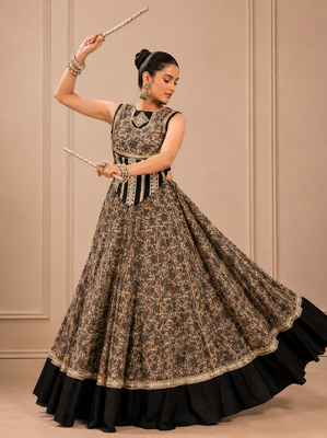 Black Navratri Chanderi Lehenga with Real Mirror Work 2