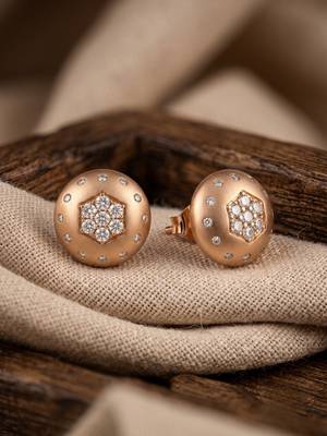 925 silver rose gold hexa spark stud earrings for women 1