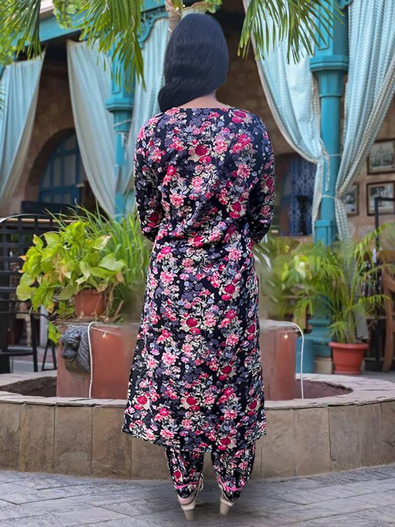 Floral Embellished Kurta Paired With Afghani Trouser & Dupatta