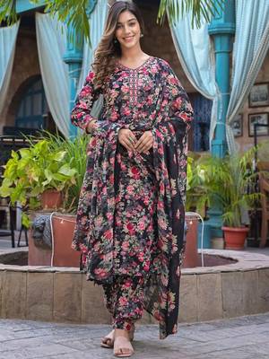 Floral Embellished Kurta Paired With Afghani Trouser & Dupatta 4