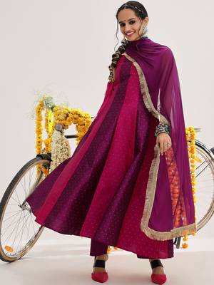 Woven Design Panelled Kurta & Trousers With Dupatta 1