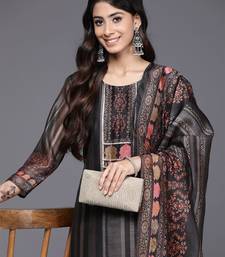 Ethnic Motifs Printed Regular Chanderi Silk Kurta with Trousers & With Dupatta