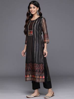Ethnic Motifs Printed Regular Chanderi Silk Kurta with Trousers & With Dupatta 6