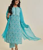 Floral Printed Regular Kurta with Trousers & With Dupatta