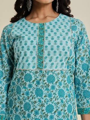 Floral Printed Regular Kurta with Trousers & With Dupatta 2