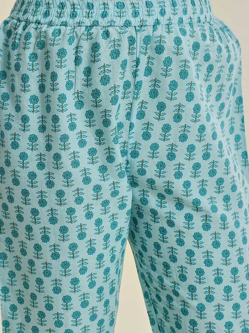 Floral Printed Regular Kurta with Trousers & With Dupatta