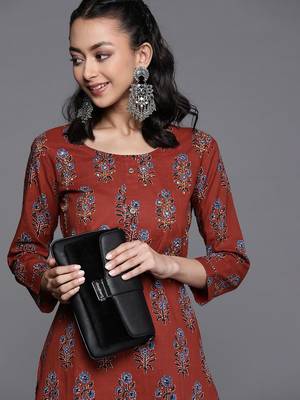 Women Rust Floral Printed Pure Cotton Kurta with Palazzos 2