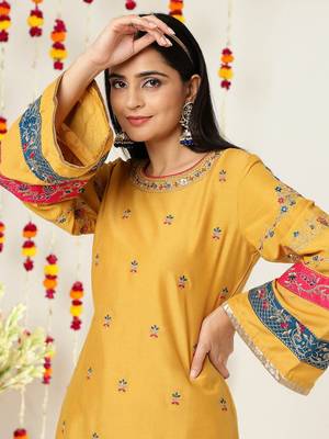 Floral Embroidered Regular Kurta with Palazzos & With Dupatta 7