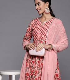Women Peach-Coloured Floral Printed Empire Gotta Patti Pure Cotton Kurta with Trousers & With