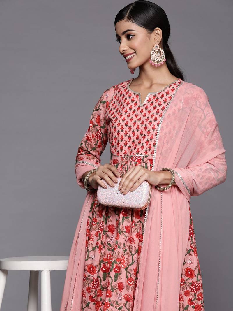 Women Peach-Coloured Floral Printed Empire Gotta Patti Pure Cotton Kurta with Trousers & With