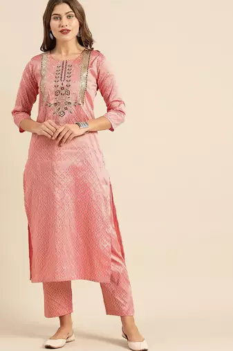 Women Pink & Gold-Toned Embroidered Kurta with Trousers