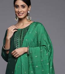 Women Green Ethnic Motifs Embroidered Kurta with Trousers & Dupatta