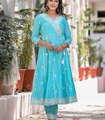 Thread Embroidered Anarkali Kurta With Trouser & Dupatta
