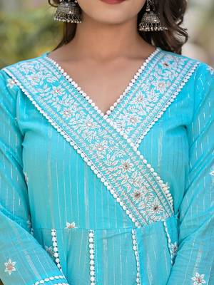 Thread Embroidered Anarkali Kurta With Trouser & Dupatta 2